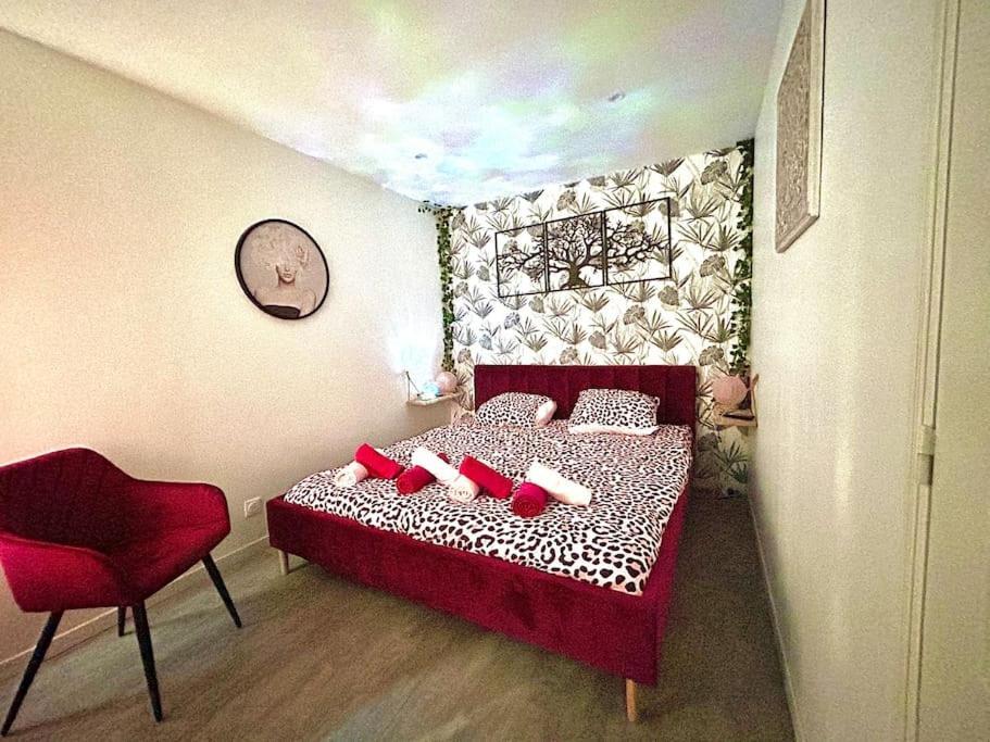 La Foret Enchantee, Centre Ville Pont-Sur-Yonne Ngoại thất bức ảnh