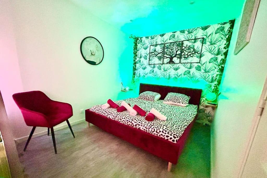 La Foret Enchantee, Centre Ville Pont-Sur-Yonne Ngoại thất bức ảnh