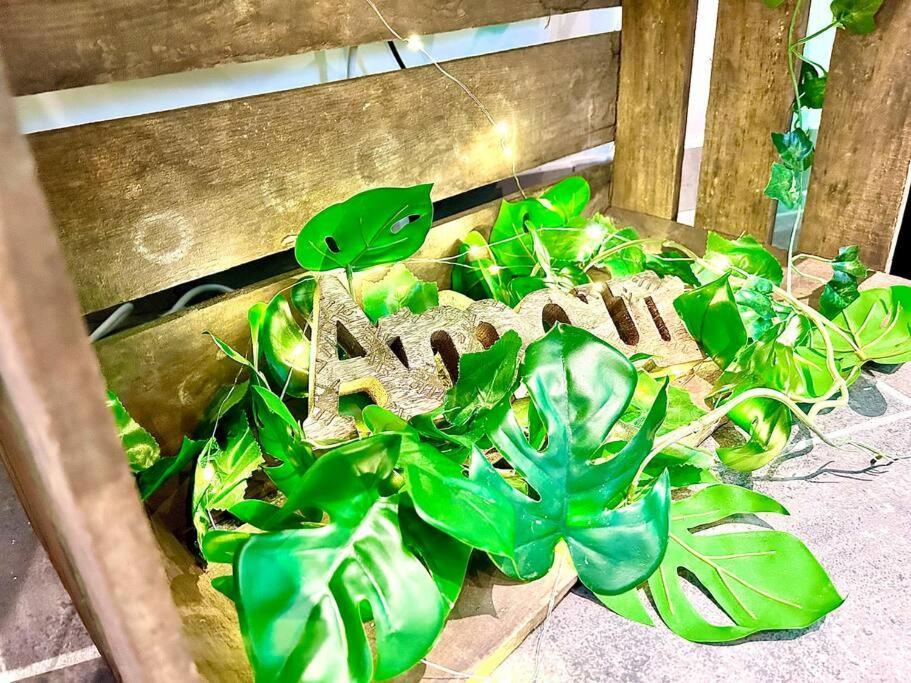 La Foret Enchantee, Centre Ville Pont-Sur-Yonne Ngoại thất bức ảnh