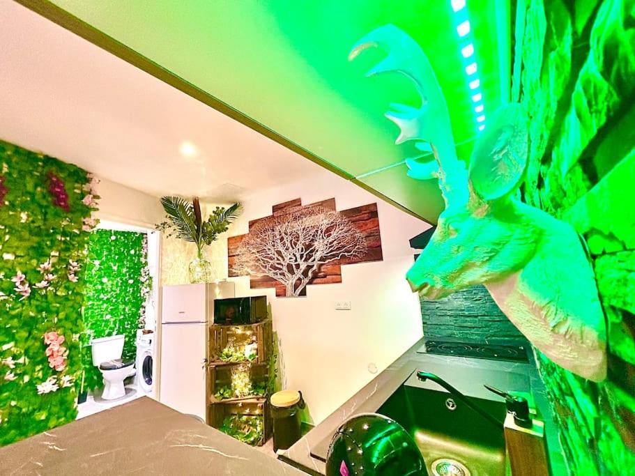 La Foret Enchantee, Centre Ville Pont-Sur-Yonne Ngoại thất bức ảnh